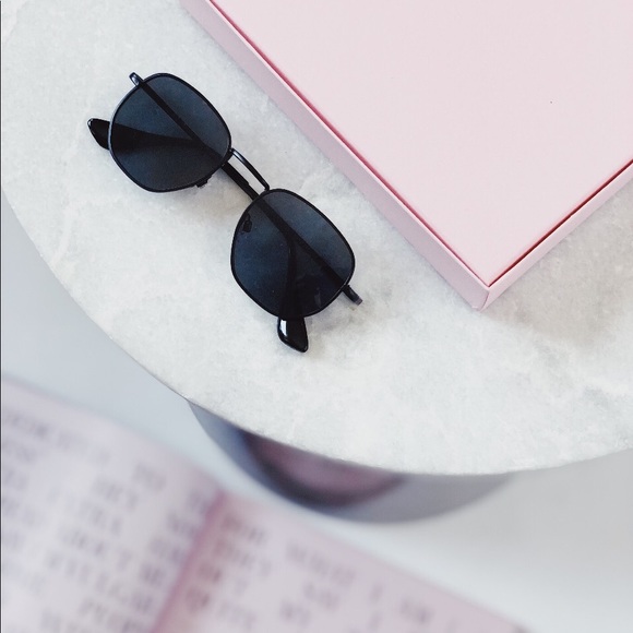 Aj Morgan Accessories - Last 1✨🆕Indio Black Aviator Sunnies AJ Morgan